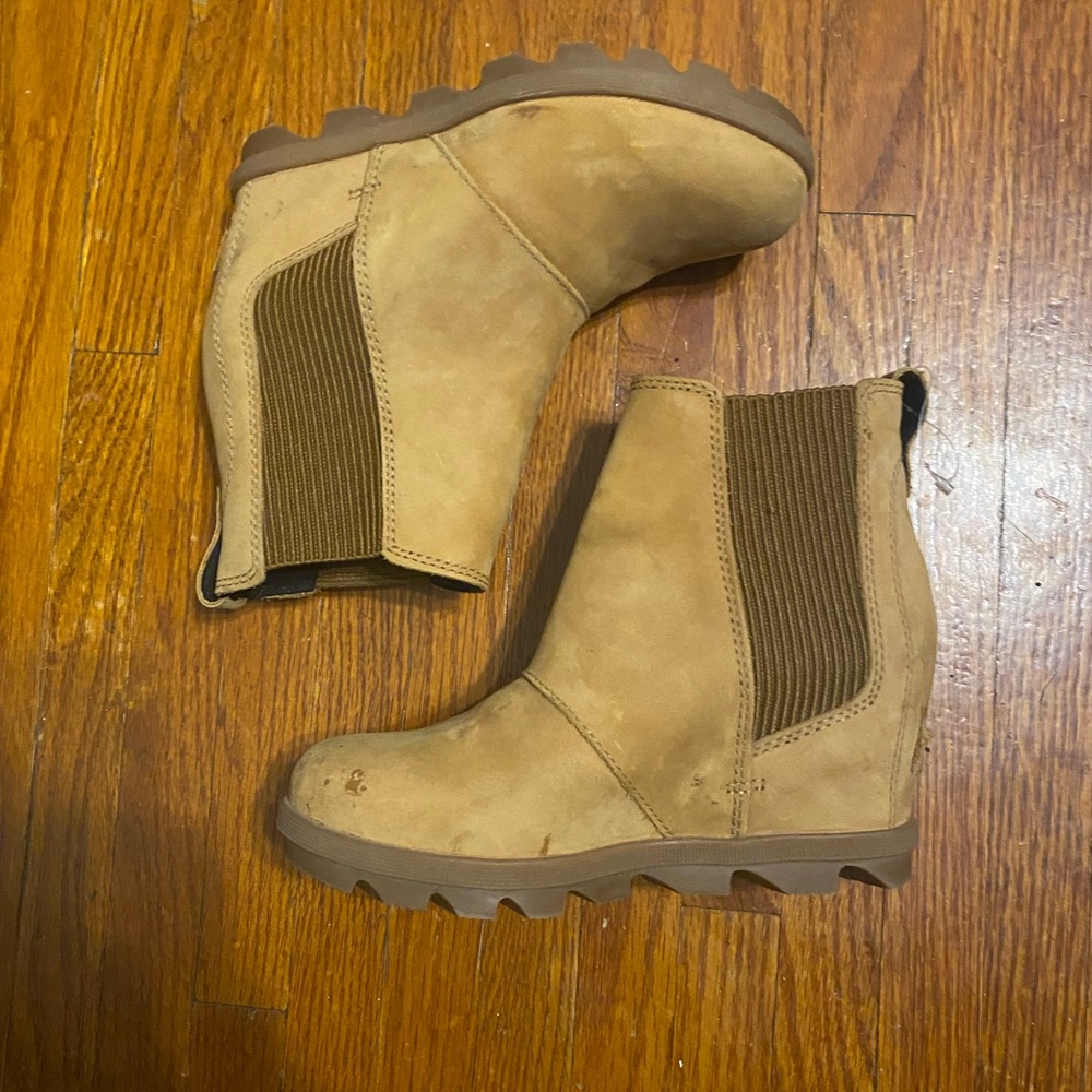 Sorels Girls booties